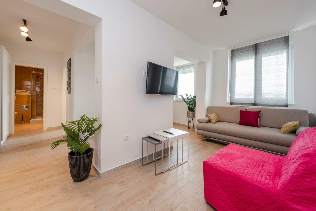 Seven Apartman Apartment Zadar Exterior photo