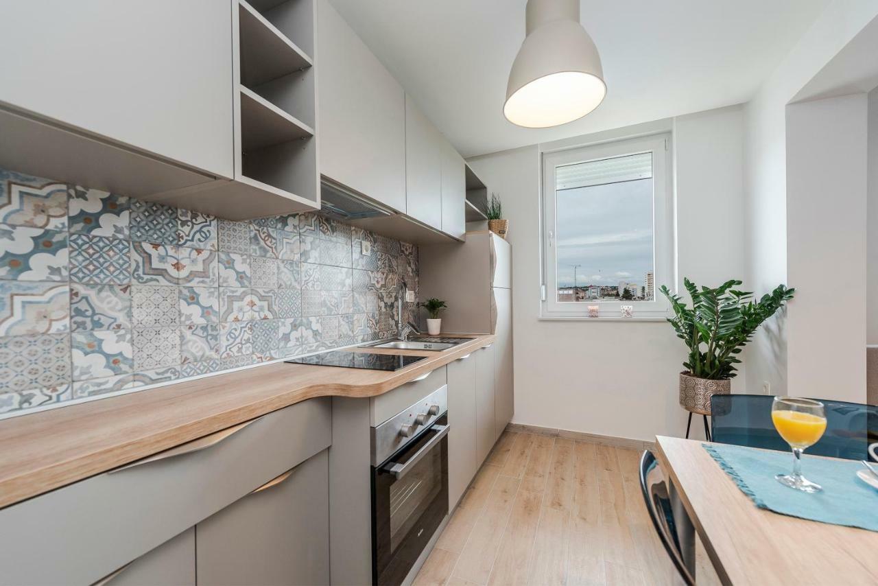 Seven Apartman Apartment Zadar Exterior photo