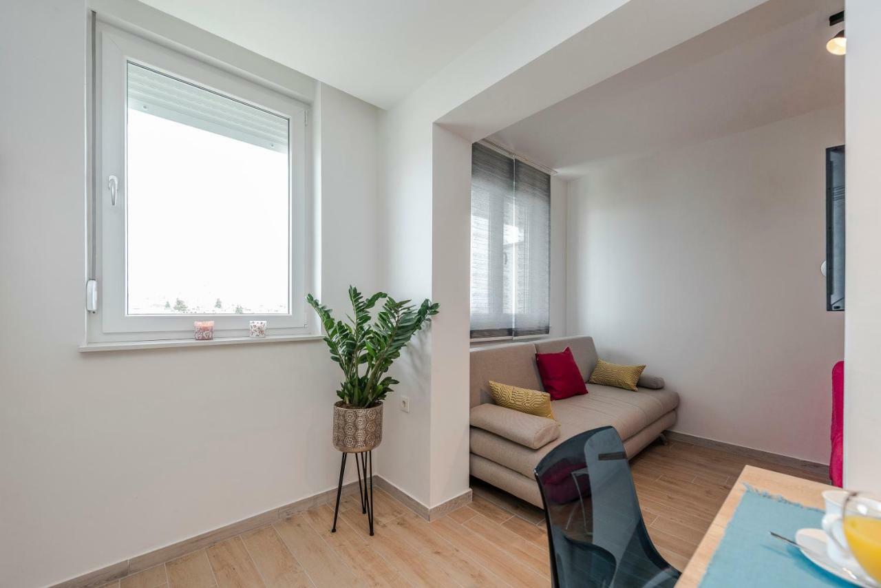 Seven Apartman Apartment Zadar Exterior photo